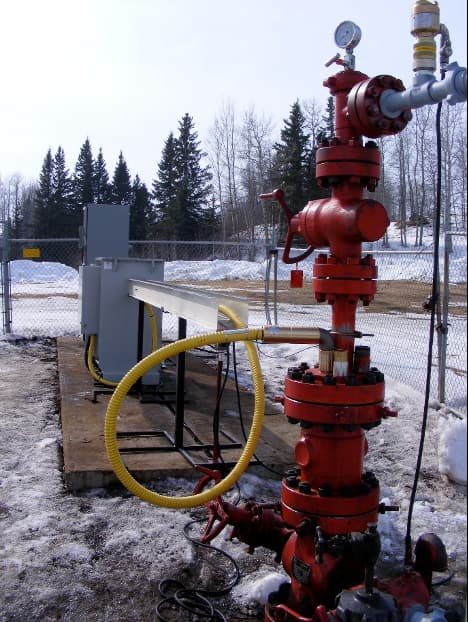 ESP wellhead with power cable installed