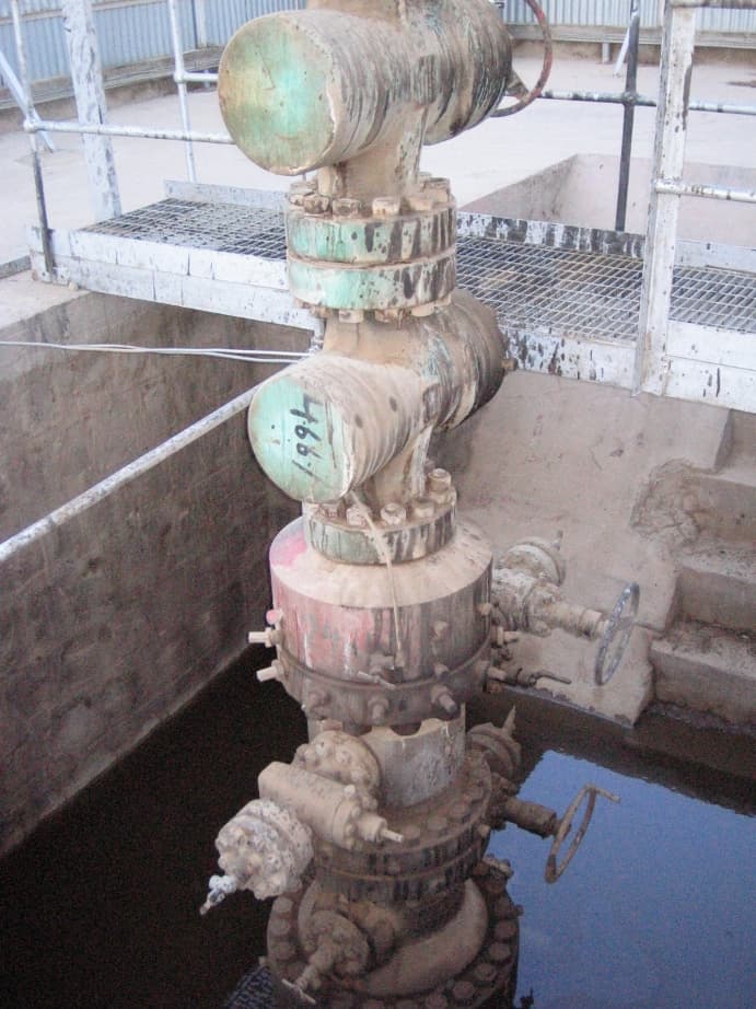 Clean ESP wellhead ready for cable installation